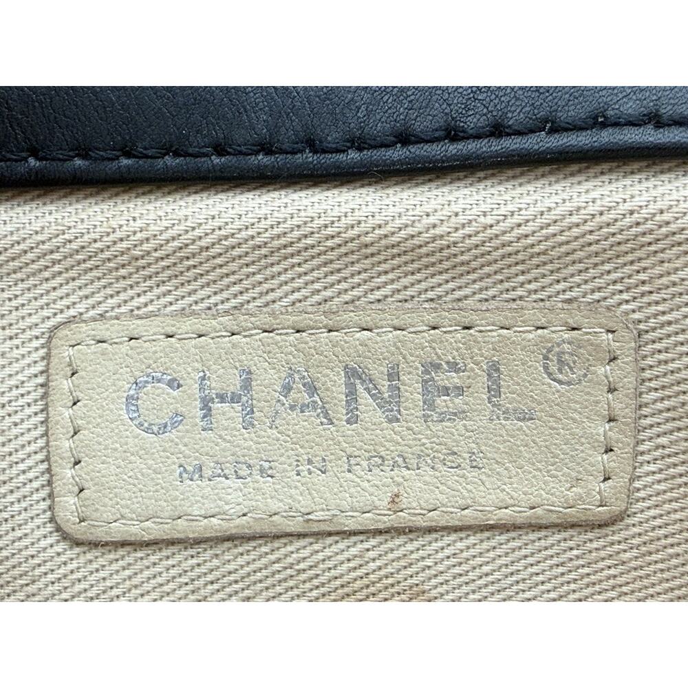 Chanel Giant Reissue Mademoiselle Lock Bag - Picture 11 of 15